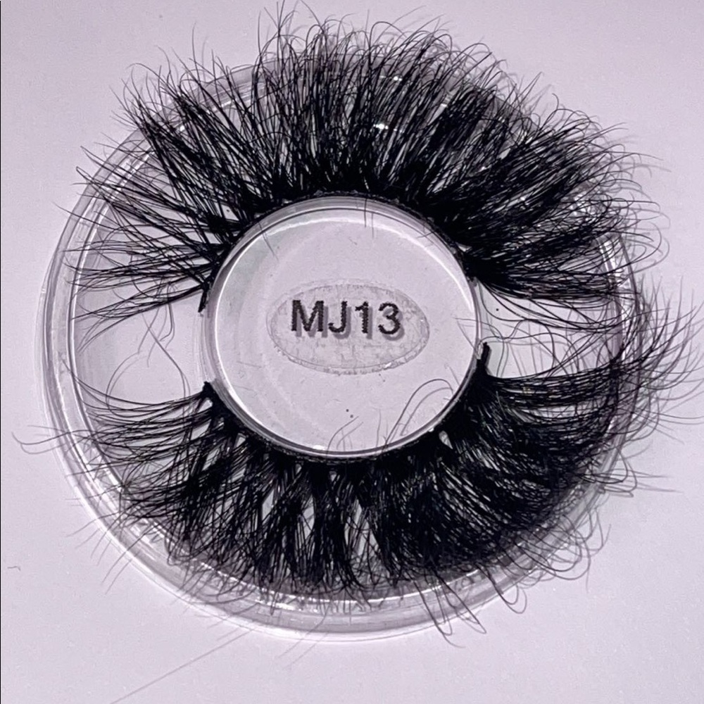 3D Real Mink Eyelashes 25-28mm - Zahra